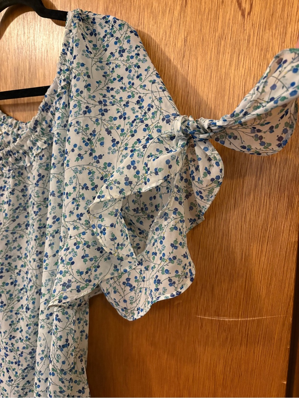 Max Studio Floral Ruffle Tie-Sleeve Peasant Top - Picture 2 of 7